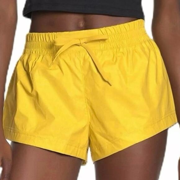 NEW $68 Free People FP Movement Moonlight Reflective Running Shorts Yellow SZ S - Picture 5 of 13